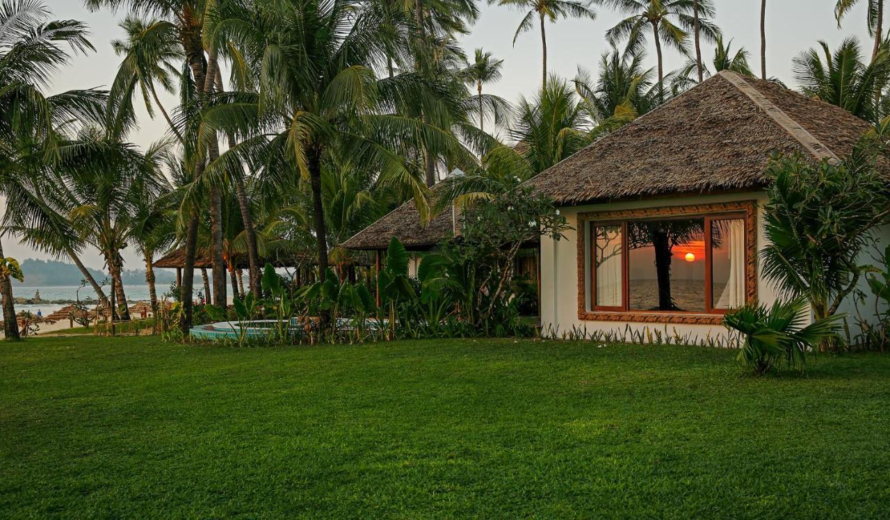Ngapali Bay Villas & Spa エクステリア 写真